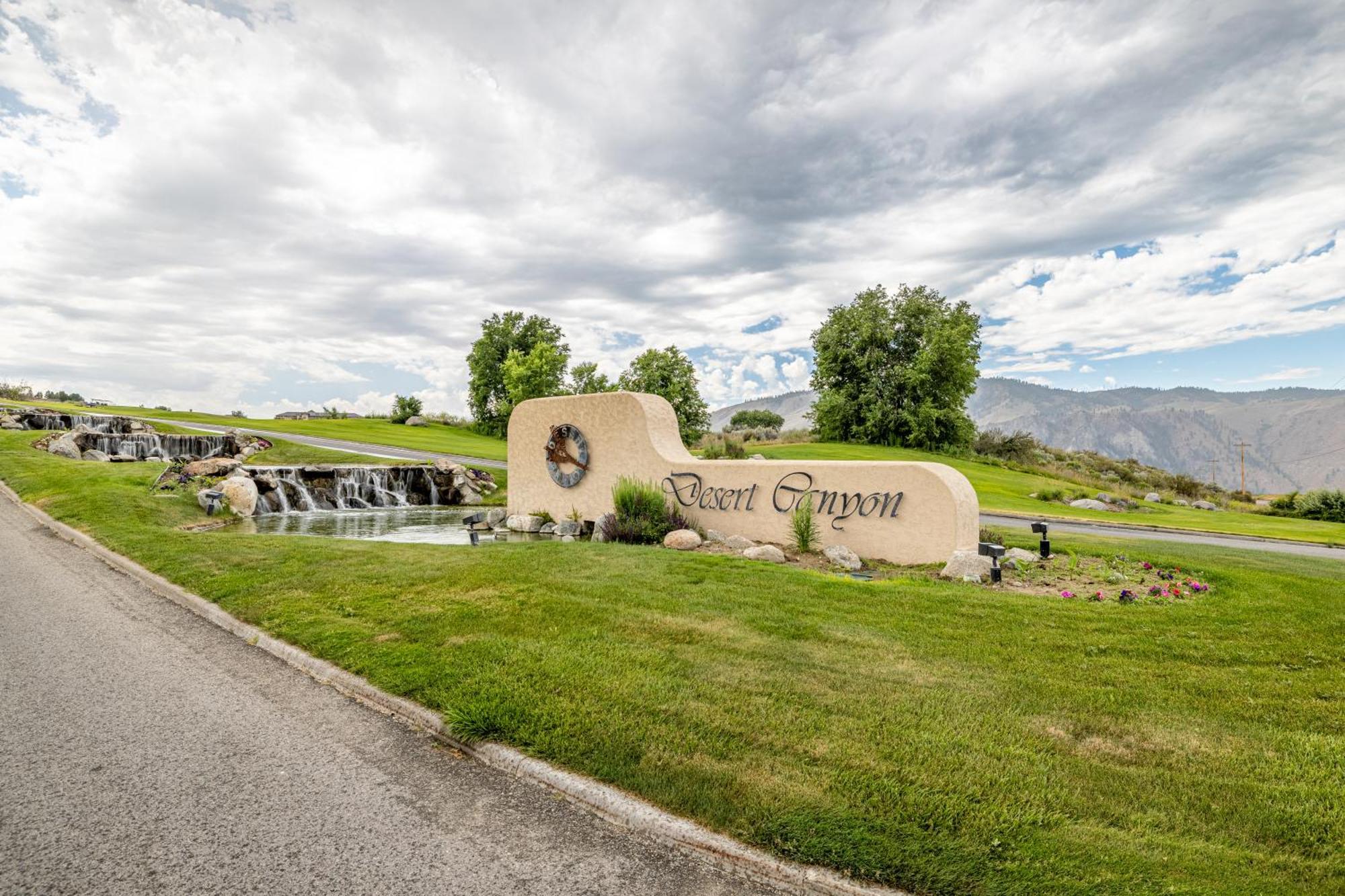 Desert Canyon Golf Resort Orondo 외부 사진
